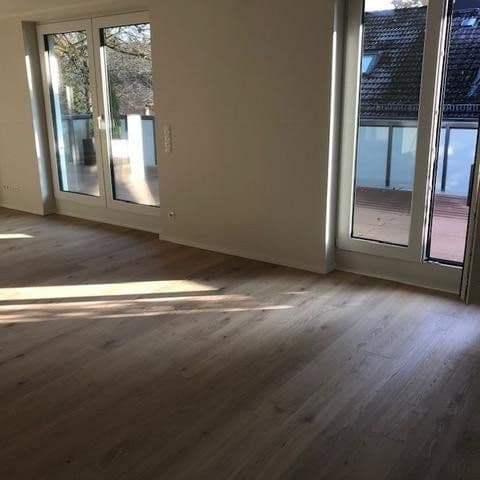 Prenájom bytu 4-izbový 151 m², Hamburg, Hamburg Prenájom bytu 4-izbový 151 m², Hamburg, Hamburg