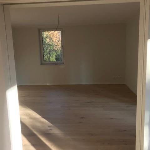 Prenájom bytu 4-izbový 151 m², Hamburg, Hamburg Prenájom bytu 4-izbový 151 m², Hamburg, Hamburg
