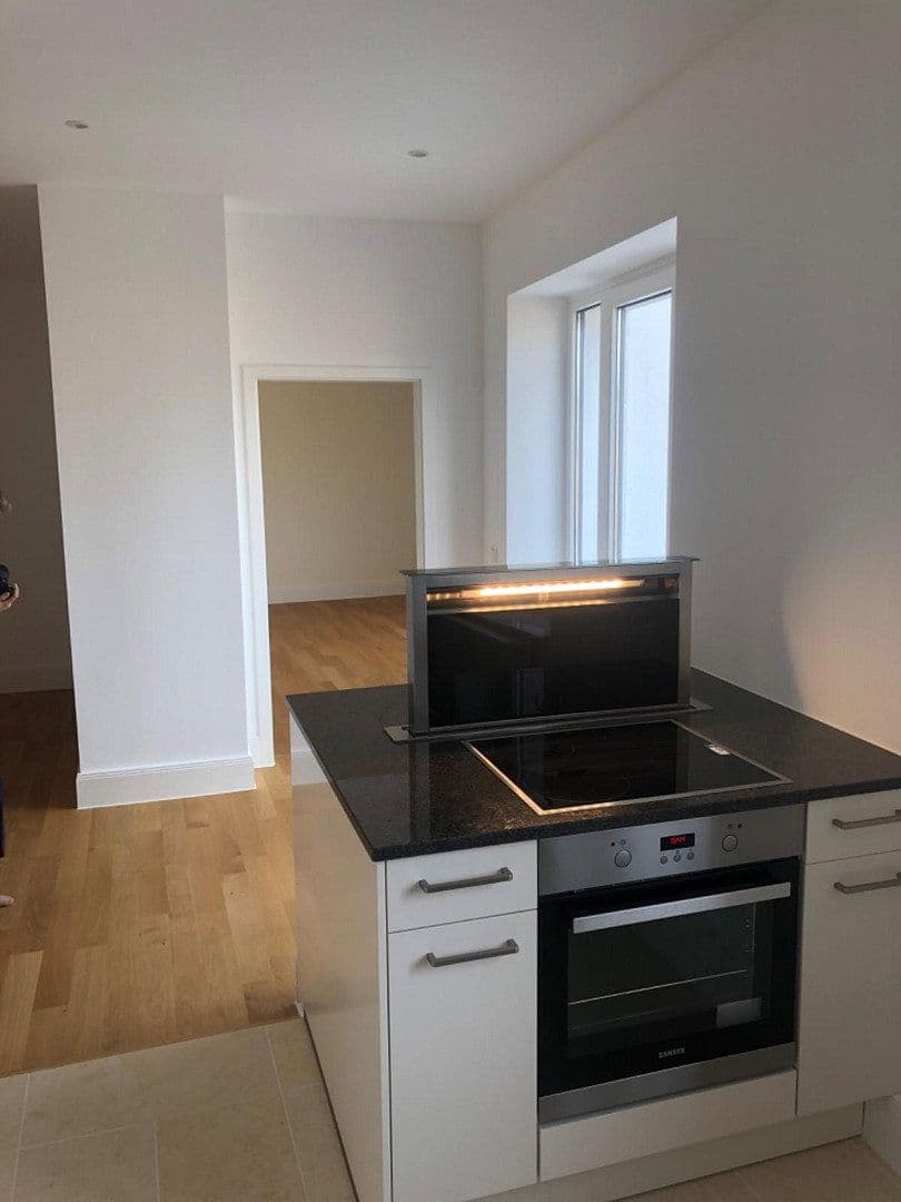Predaj bytu 2-izbový 89 m², Hannover, Dolné Sasko Predaj bytu 2-izbový 89 m², Hannover, Dolné Sasko