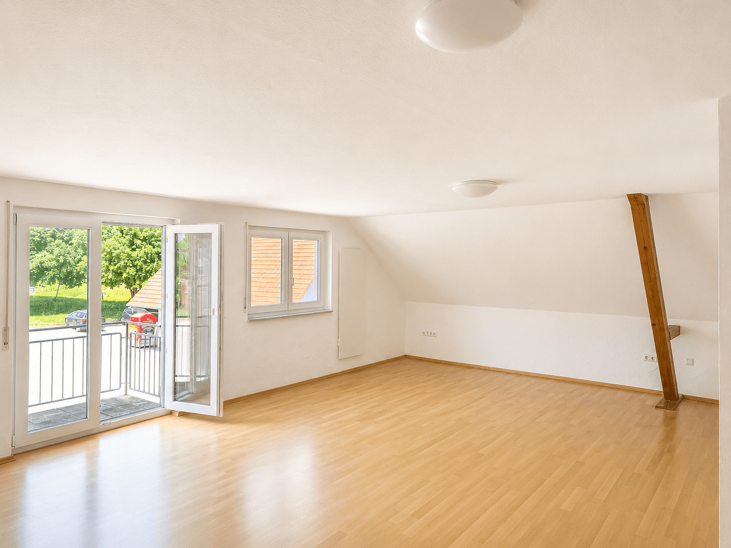 Prenájom bytu 2-izbový 74 m², Ravensburg, Bádensko-Wurttembersko Prenájom bytu 2-izbový 74 m², Ravensburg, Bádensko-Wurttembersko