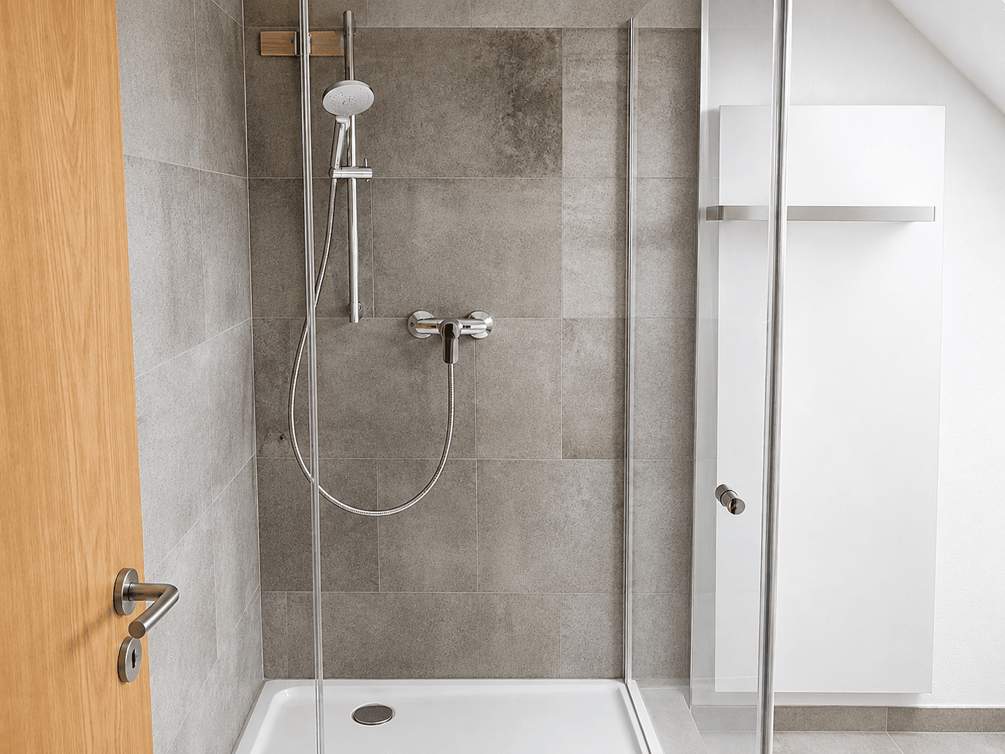 Prenájom bytu 2-izbový 74 m², Ravensburg, Bádensko-Wurttembersko Prenájom bytu 2-izbový 74 m², Ravensburg, Bádensko-Wurttembersko