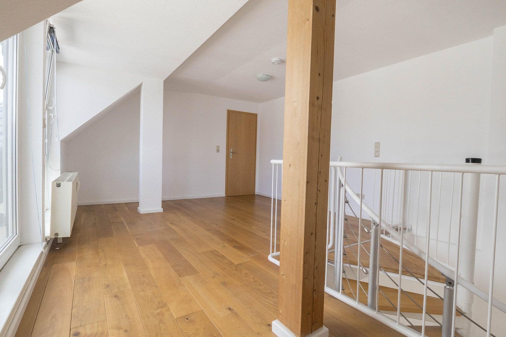 Predaj bytu 3-izbový 104 m², Eldenaer Straße 19, Berlin, Berlín Predaj bytu 3-izbový 104 m², Eldenaer Straße 19, Berlin, Berlín