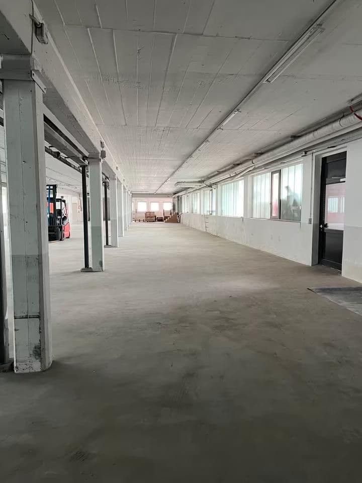 Prenájom nebytového priestoru 1.000 m², Weilburg, Hesensko Prenájom nebytového priestoru 1.000 m², Weilburg, Hesensko