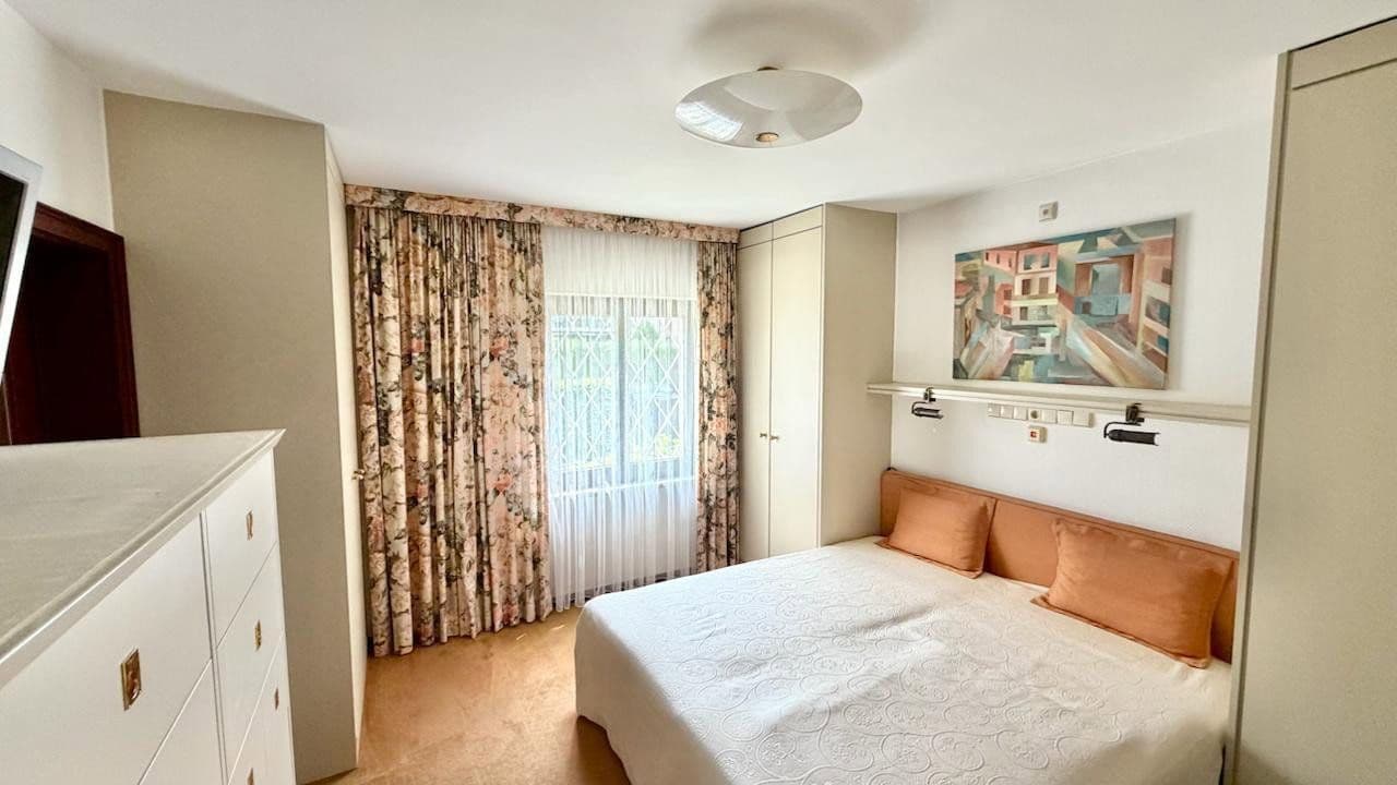 Predaj domu 166 m², pozemek 847 m², Hamburg Rahlstedt, Hamburg Predaj domu 166 m², pozemek 847 m², Hamburg Rahlstedt, Hamburg