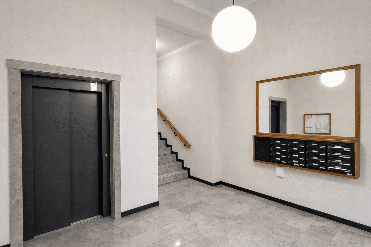 Predaj bytu 3-izbový 95 m², Döringstraße 2, Berlin, Berlín Predaj bytu 3-izbový 95 m², Döringstraße 2, Berlin, Berlín