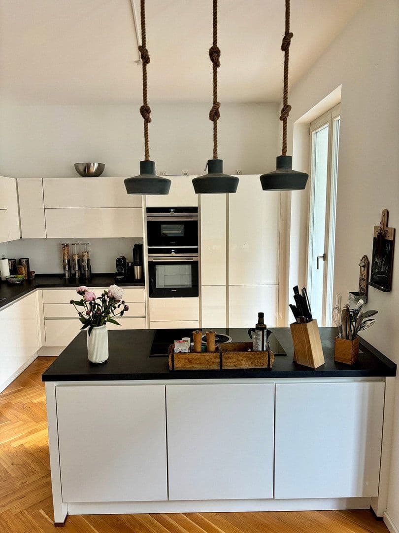 Predaj bytu 3-izbový 95 m², Döringstraße 2, Berlin, Berlín Predaj bytu 3-izbový 95 m², Döringstraße 2, Berlin, Berlín