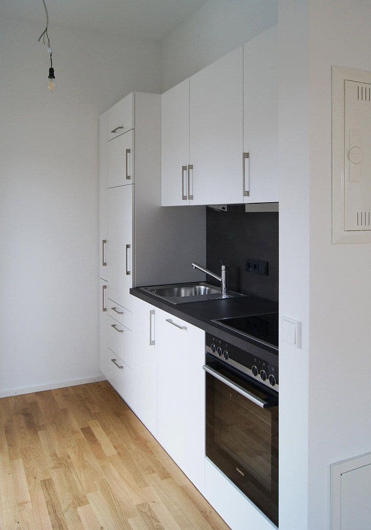 Prenájom bytu 2-izbový 36 m², Richard-Tauber-Straße 3, München, Bavorsko Prenájom bytu 2-izbový 36 m², Richard-Tauber-Straße 3, München, Bavorsko