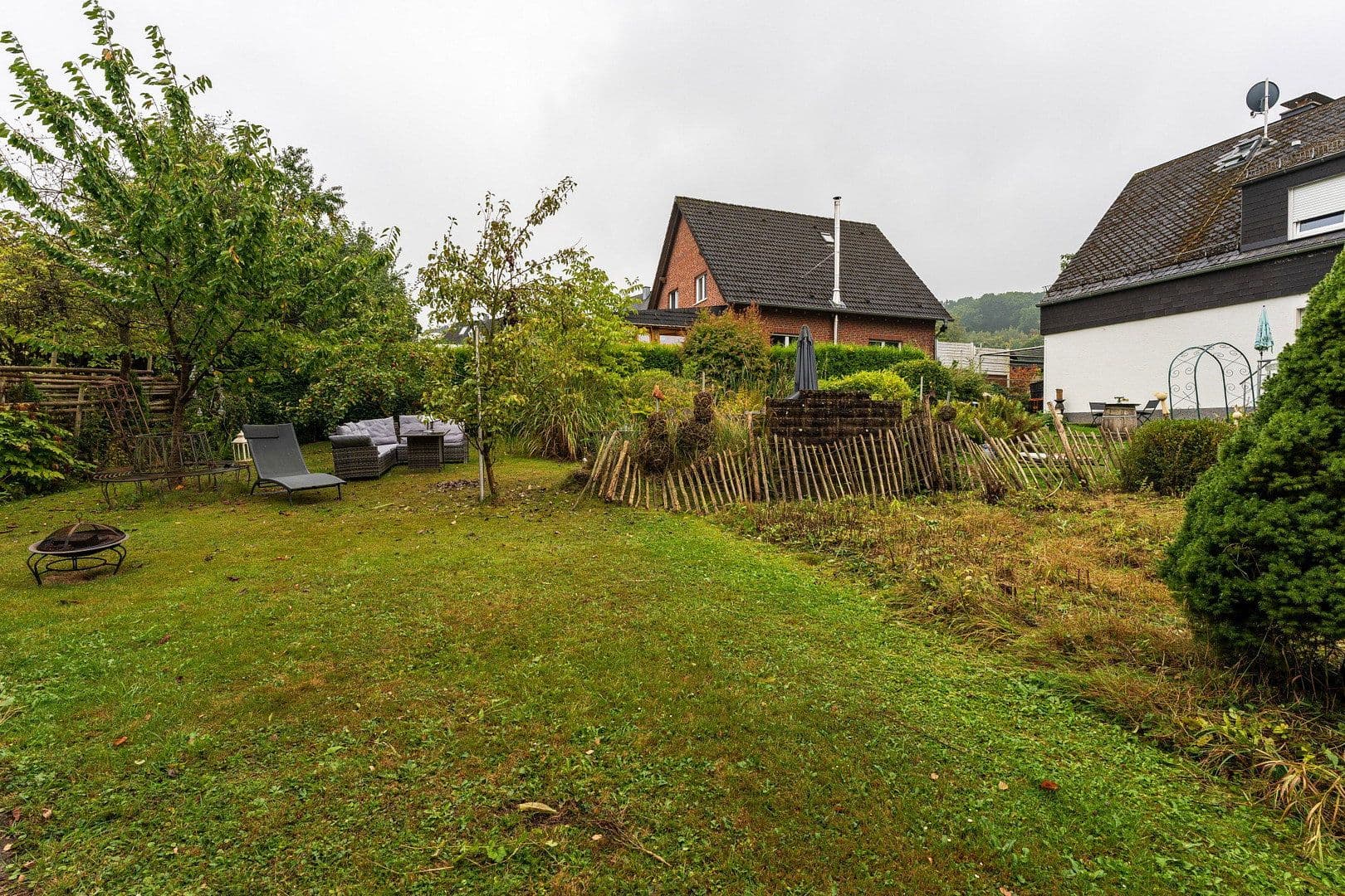 Predaj domu 1 m², pozemek 890 m², Möhnesee, Severné Porýnie - Westfálsko Predaj domu 1 m², pozemek 890 m², Möhnesee, Severné Porýnie - Westfálsko