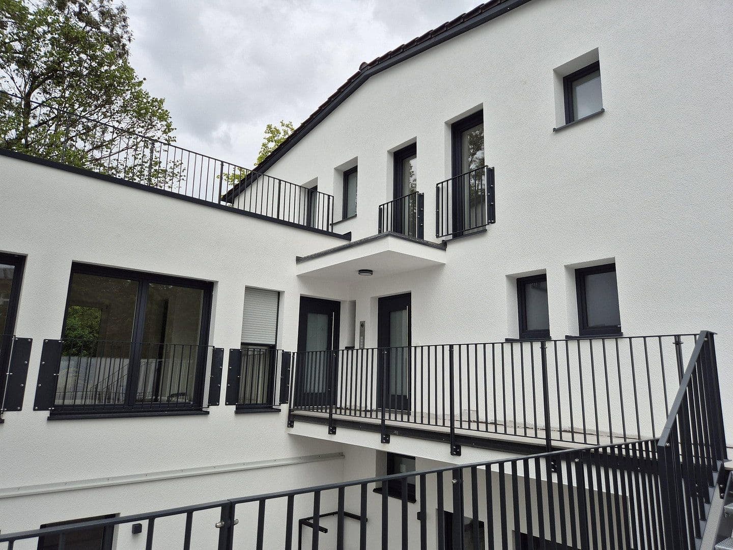 Prenájom bytu 1-izbový 40 m², München, Bavorsko Prenájom bytu 1-izbový 40 m², München, Bavorsko
