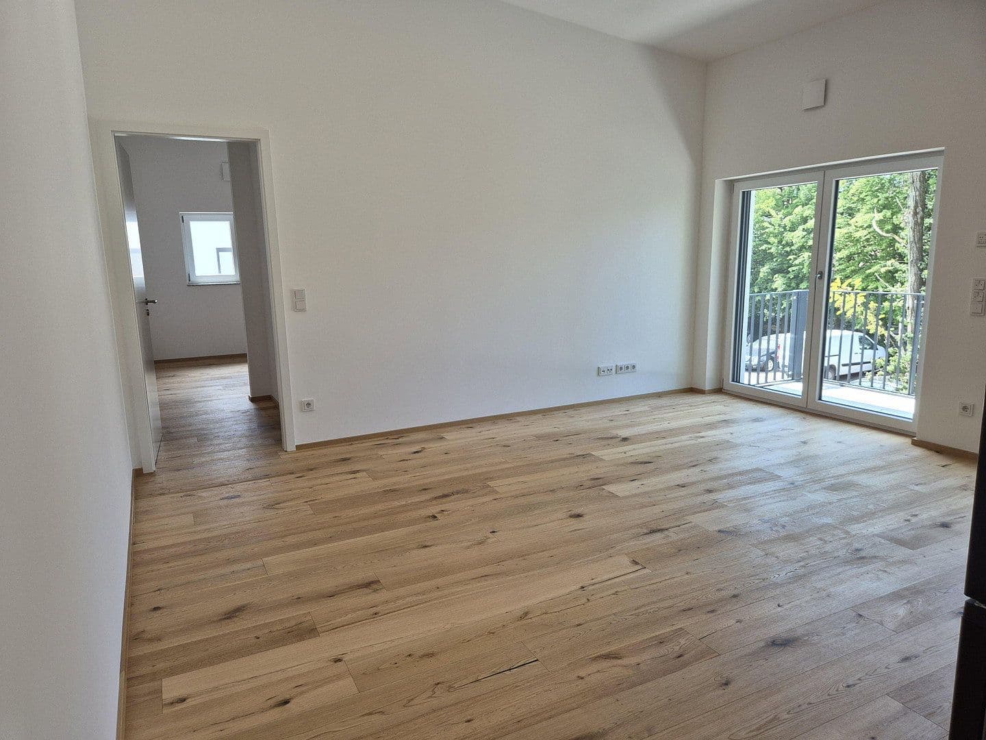 Prenájom bytu 2-izbový 54 m², München, Bavorsko Prenájom bytu 2-izbový 54 m², München, Bavorsko