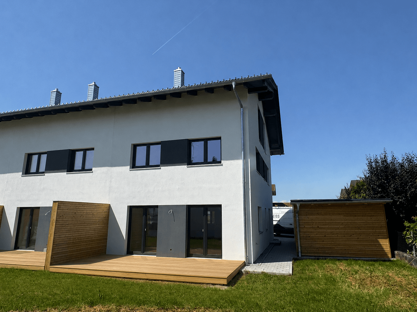 Predaj domu 150 m², pozemek 375 m², Pfanzeltstraße 3, Wallersdorf, Bavorsko Predaj domu 150 m², pozemek 375 m², Pfanzeltstraße 3, Wallersdorf, Bavorsko