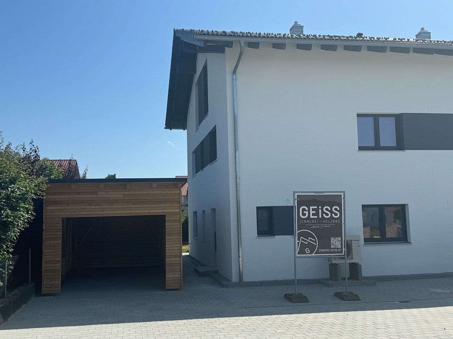 Predaj domu 150 m², pozemek 375 m², Pfanzeltstraße 3, Wallersdorf, Bavorsko Predaj domu 150 m², pozemek 375 m², Pfanzeltstraße 3, Wallersdorf, Bavorsko