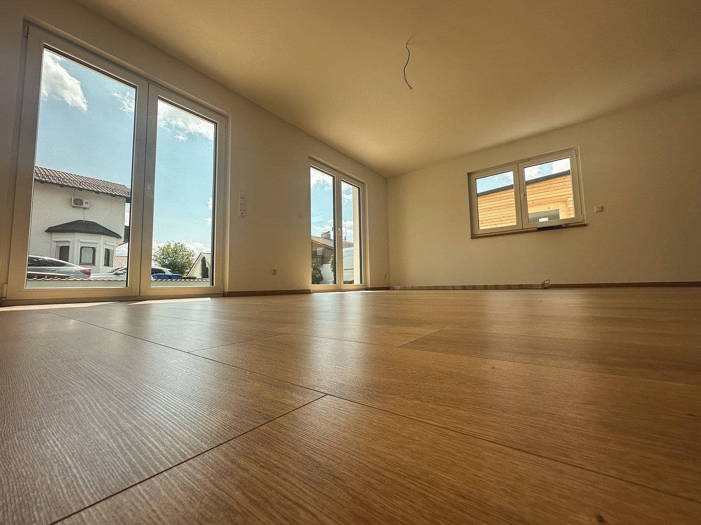 Predaj domu 150 m², pozemek 375 m², Pfanzeltstraße 3, Wallersdorf, Bavorsko Predaj domu 150 m², pozemek 375 m², Pfanzeltstraße 3, Wallersdorf, Bavorsko