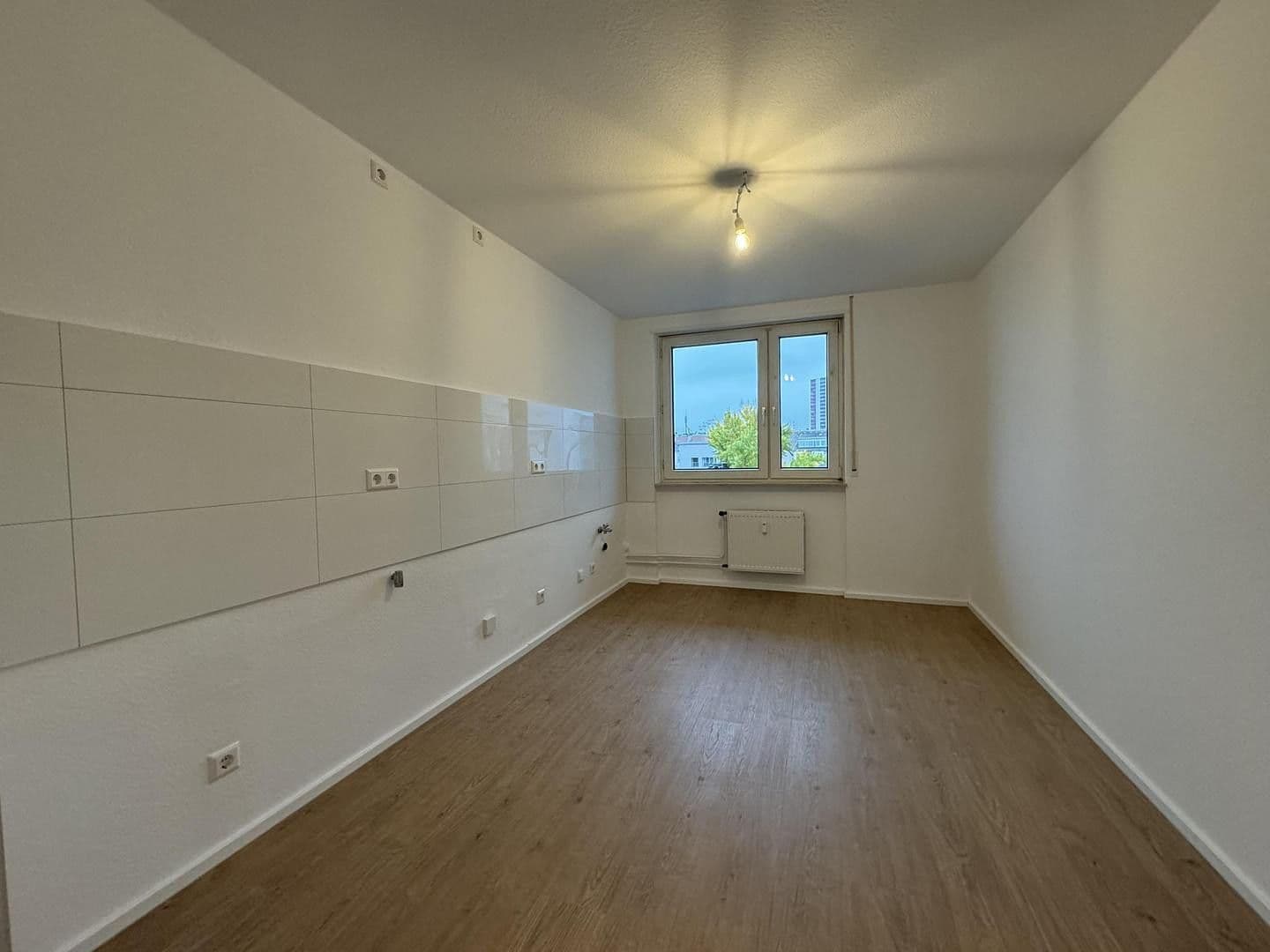 Prenájom bytu 2-izbový 62 m², Kaiser-Wilhelm-Strasse 19, Ludwigshafen, Porýnie-Falcko Prenájom bytu 2-izbový 62 m², Kaiser-Wilhelm-Strasse 19, Ludwigshafen, Porýnie-Falcko