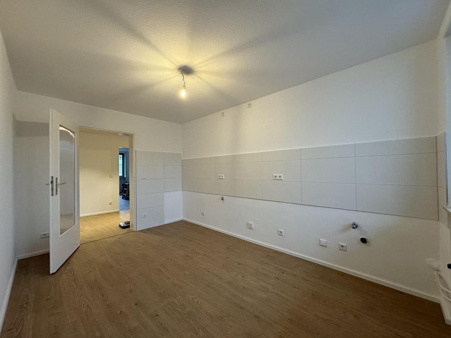 Prenájom bytu 2-izbový 62 m², Kaiser-Wilhelm-Strasse 19, Ludwigshafen, Porýnie-Falcko Prenájom bytu 2-izbový 62 m², Kaiser-Wilhelm-Strasse 19, Ludwigshafen, Porýnie-Falcko