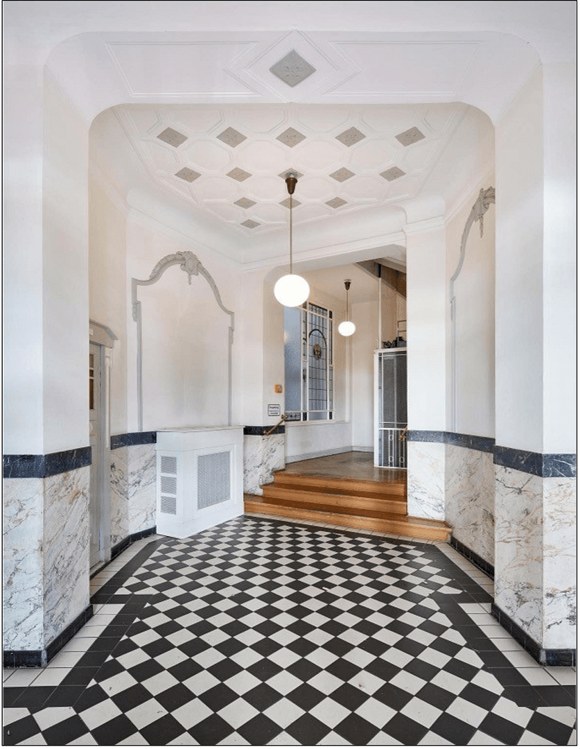 Predaj bytu 7-izbový 248 m², Berlin, Berlín Predaj bytu 7-izbový 248 m², Berlin, Berlín