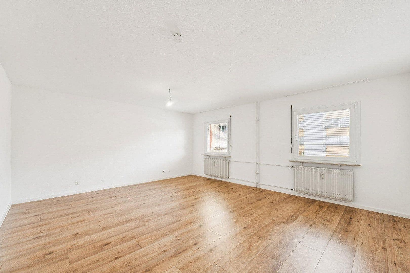 Prenájom bytu 2-izbový 82 m², Hauptstrasse 160, Weil am Rhein, Bádensko-Wurttembersko Prenájom bytu 2-izbový 82 m², Hauptstrasse 160, Weil am Rhein, Bádensko-Wurttembersko