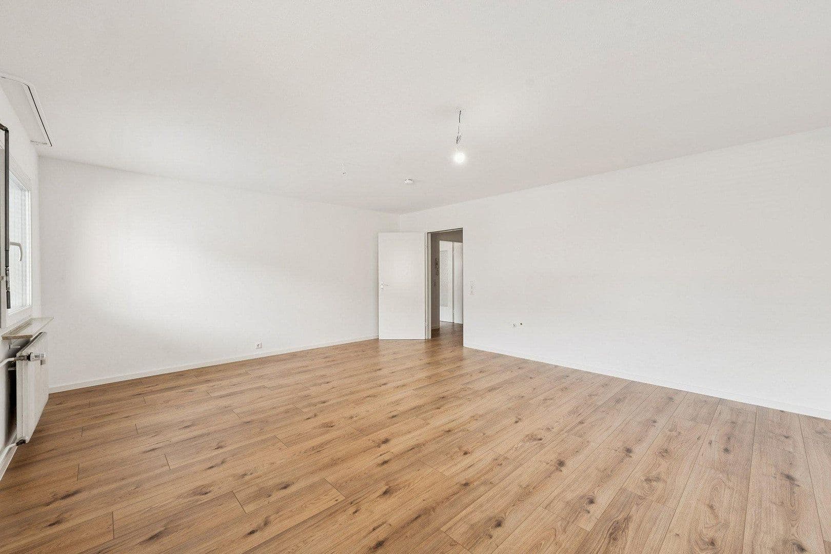 Prenájom bytu 2-izbový 82 m², Hauptstrasse 160, Weil am Rhein, Bádensko-Wurttembersko Prenájom bytu 2-izbový 82 m², Hauptstrasse 160, Weil am Rhein, Bádensko-Wurttembersko