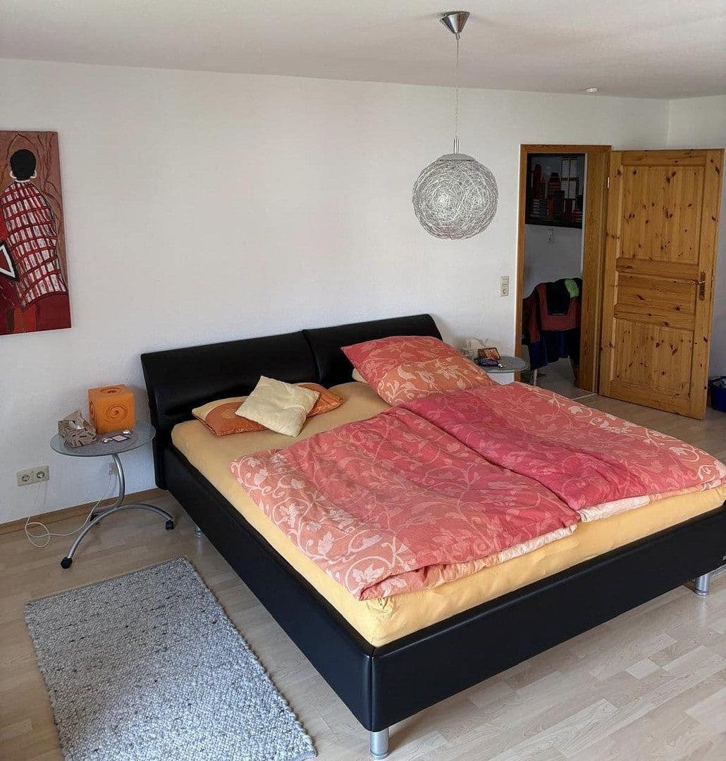 Predaj domu 224 m², pozemek 658 m², Unterkirnach, Bádensko-Wurttembersko Predaj domu 224 m², pozemek 658 m², Unterkirnach, Bádensko-Wurttembersko