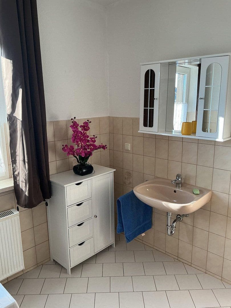 Prenájom bytu 1-izbový 48 m², Schkopau, Sasko-Anhaltsko Prenájom bytu 1-izbový 48 m², Schkopau, Sasko-Anhaltsko