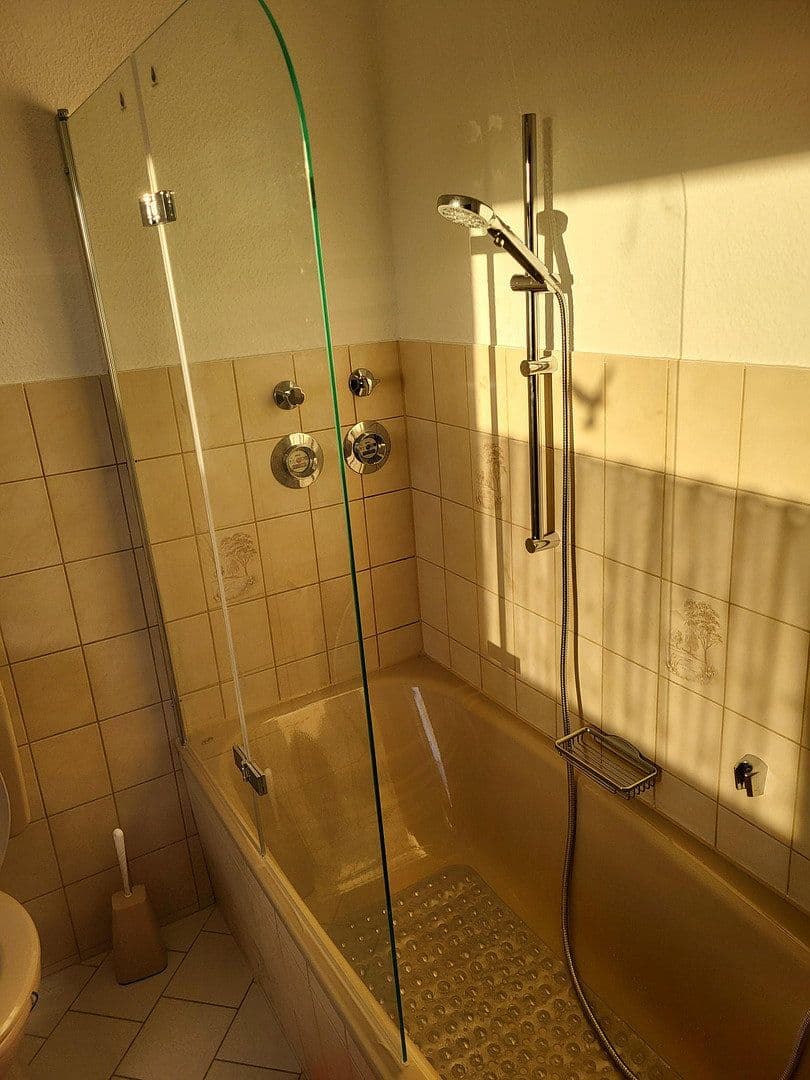 Prenájom bytu 1-izbový 48 m², Schkopau, Sasko-Anhaltsko Prenájom bytu 1-izbový 48 m², Schkopau, Sasko-Anhaltsko