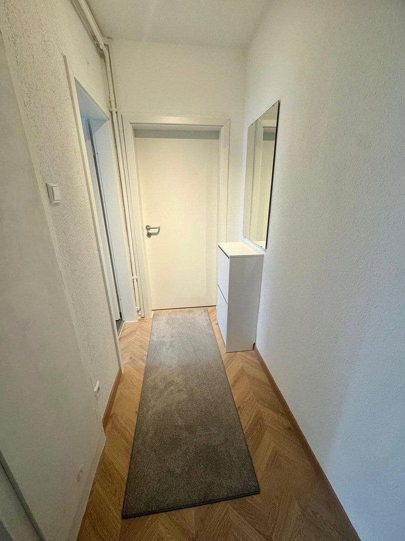 Prenájom bytu 2-izbový 41 m², Stuttgart, Bádensko-Wurttembersko Prenájom bytu 2-izbový 41 m², Stuttgart, Bádensko-Wurttembersko