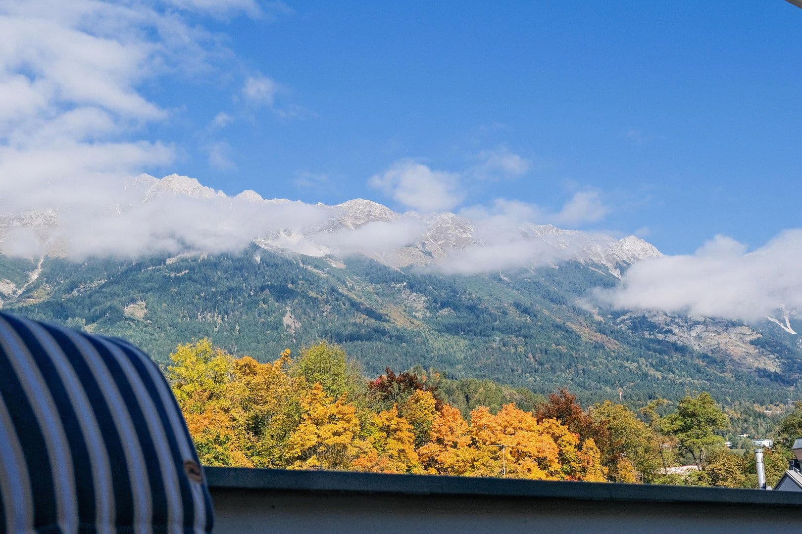 Prenájom bytu 3-izbový 77 m², Fürstenweg 5, Innsbruck, Tirolsko Prenájom bytu 3-izbový 77 m², Fürstenweg 5, Innsbruck, Tirolsko