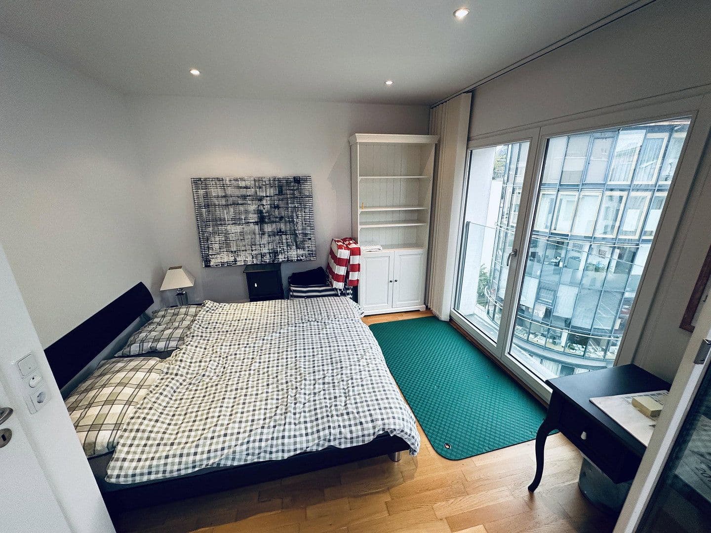 Prenájom bytu 3-izbový 77 m², Fürstenweg 5, Innsbruck, Tirolsko Prenájom bytu 3-izbový 77 m², Fürstenweg 5, Innsbruck, Tirolsko