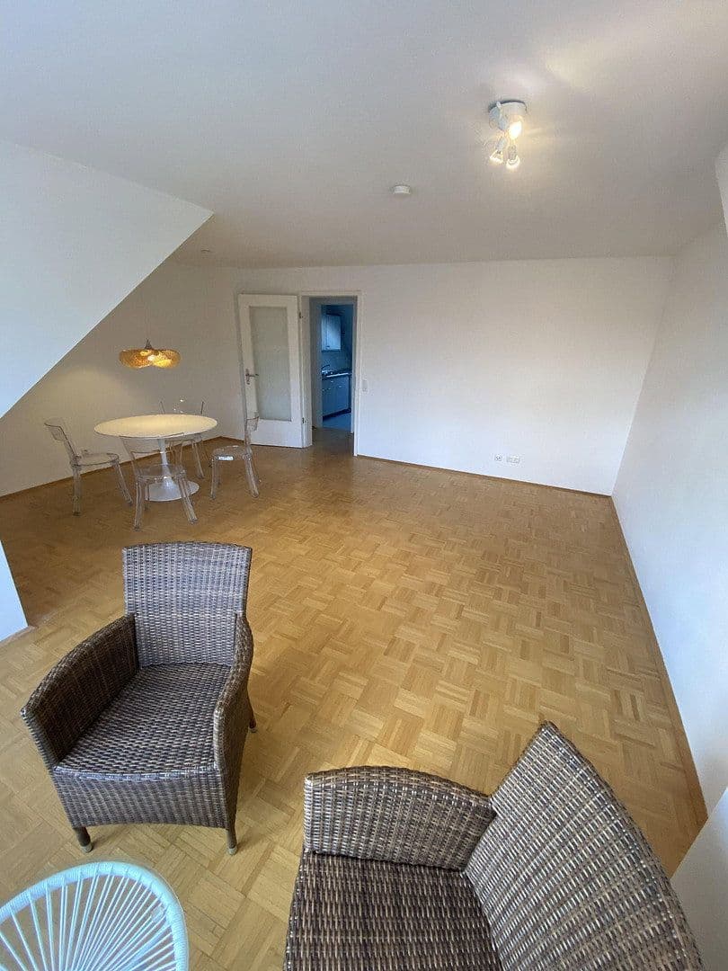 Prenájom bytu 3-izbový 70 m², Karlsbader Strasse 32, Erding, Bavorsko Prenájom bytu 3-izbový 70 m², Karlsbader Strasse 32, Erding, Bavorsko