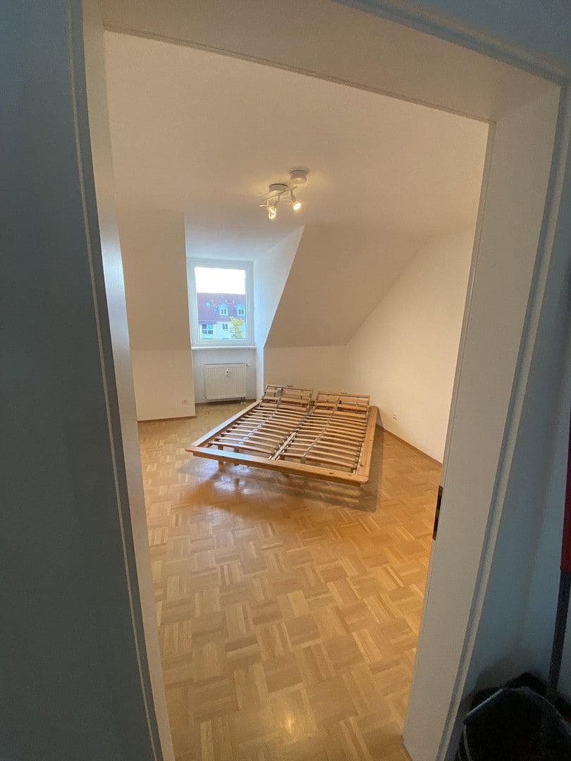 Prenájom bytu 3-izbový 70 m², Karlsbader Strasse 32, Erding, Bavorsko Prenájom bytu 3-izbový 70 m², Karlsbader Strasse 32, Erding, Bavorsko