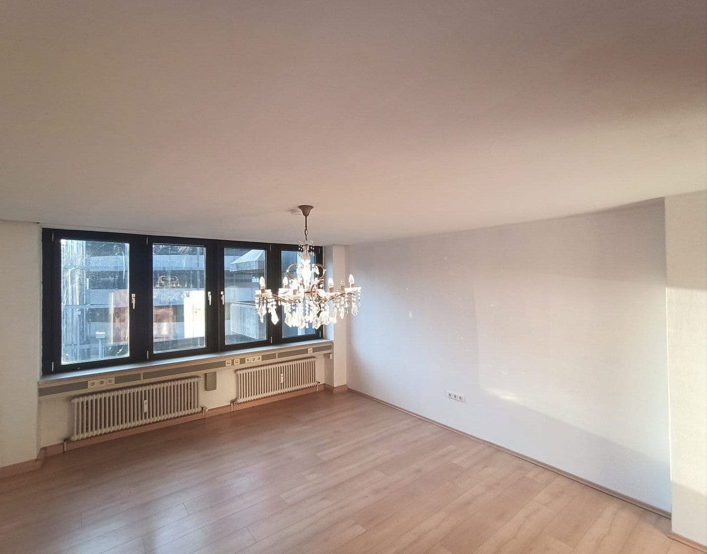 Prenájom bytu 3-izbový 125 m², Passau, Bavorsko Prenájom bytu 3-izbový 125 m², Passau, Bavorsko