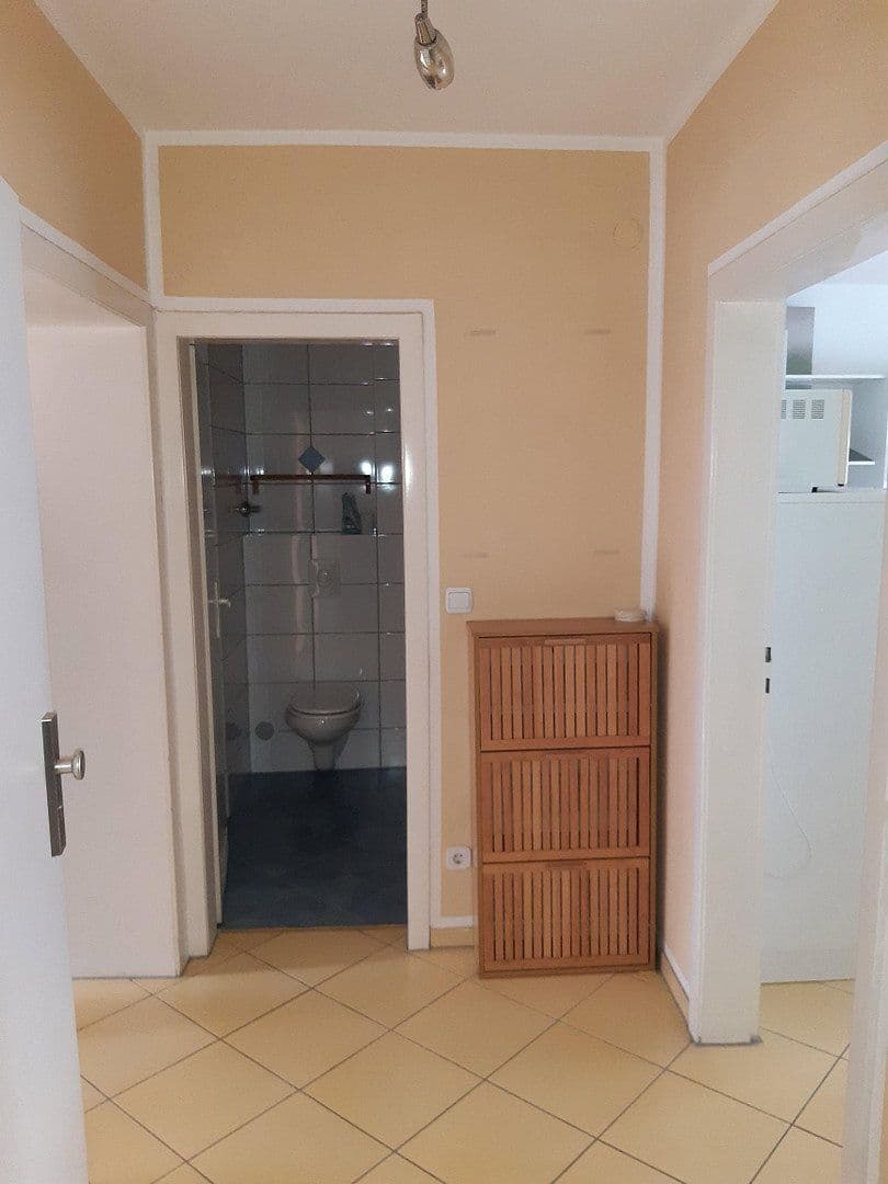 Prenájom bytu 3-izbový 57 m², Grabenstr.115, Duisburg, Severné Porýnie - Westfálsko Prenájom bytu 3-izbový 57 m², Grabenstr.115, Duisburg, Severné Porýnie - Westfálsko