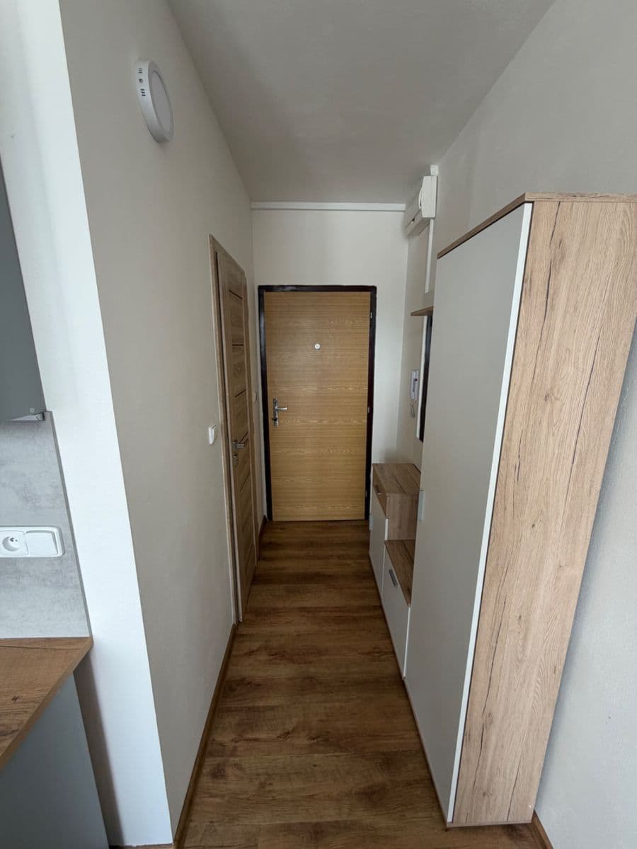 Prenájom bytu 1-izbový 35 m², Peškova, Ústí nad Labem, Ústecký kraj Prenájom bytu 1-izbový 35 m², Peškova, Ústí nad Labem, Ústecký kraj