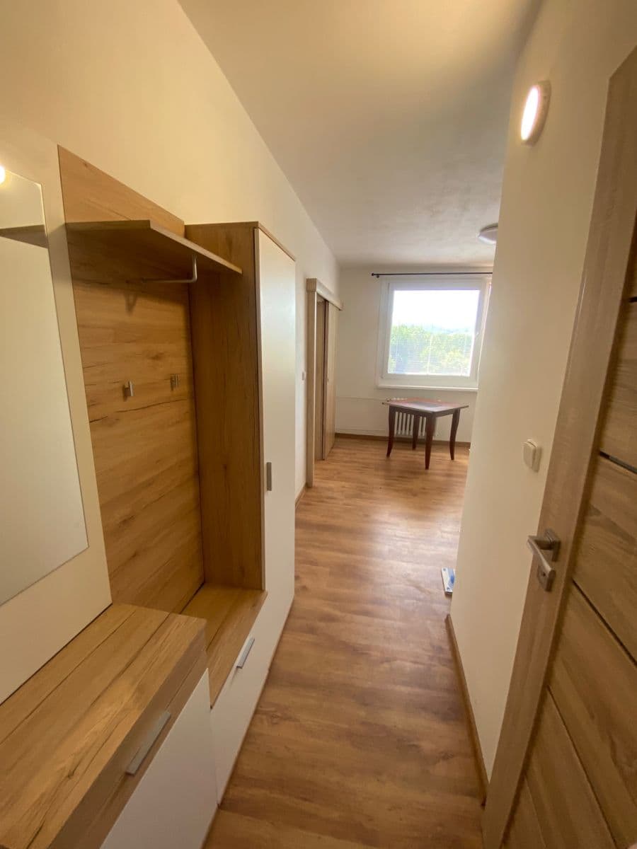 Prenájom bytu 1-izbový 35 m², Peškova, Ústí nad Labem, Ústecký kraj Prenájom bytu 1-izbový 35 m², Peškova, Ústí nad Labem, Ústecký kraj
