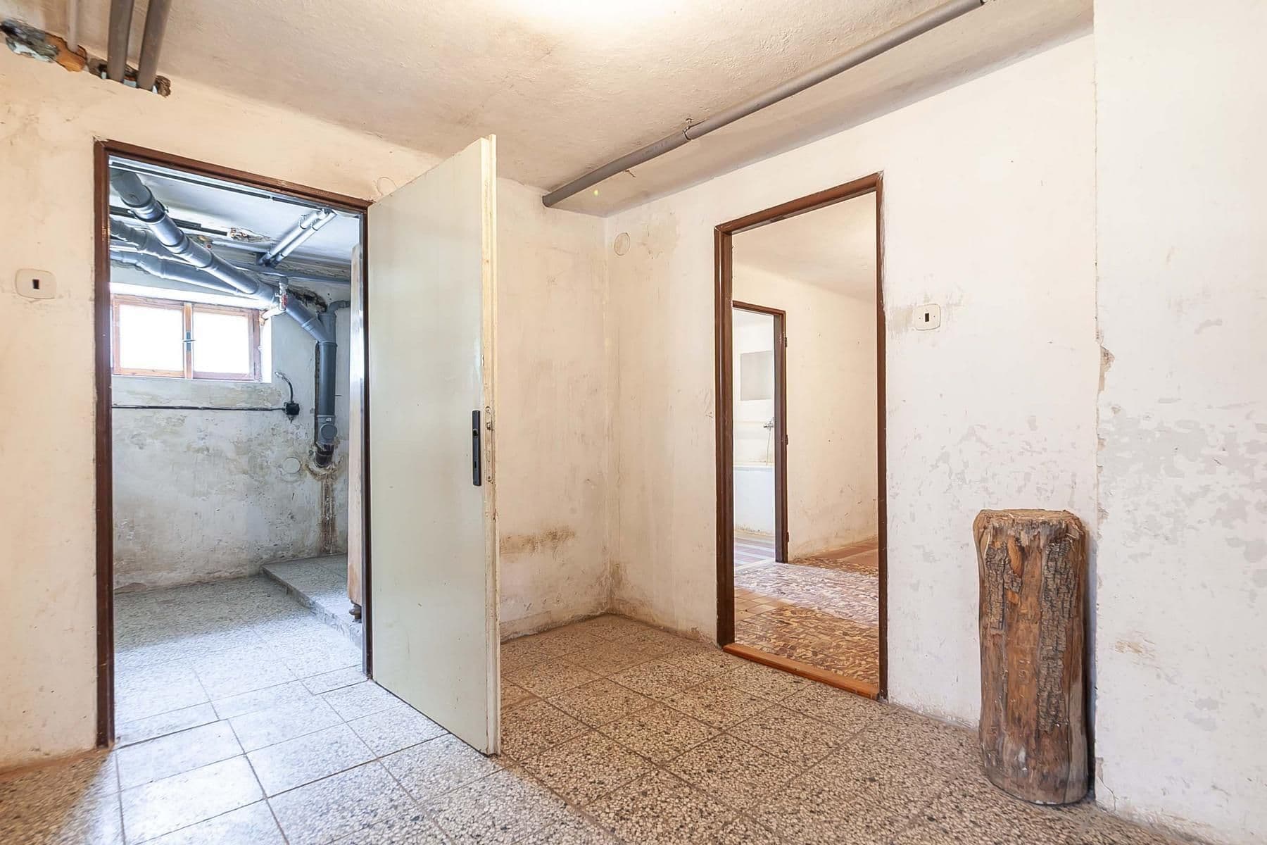 Predaj domu 270 m², pozemek 784 m², B. Němcové, Uhlířské Janovice, Středočeský kraj Predaj domu 270 m², pozemek 784 m², B. Němcové, Uhlířské Janovice, Středočeský kraj