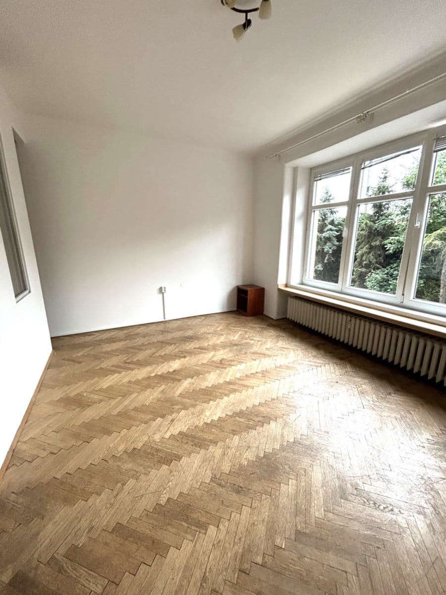 Prenájom bytu 3-izbový 75 m², Kandertova, Praha, Praha Prenájom bytu 3-izbový 75 m², Kandertova, Praha, Praha