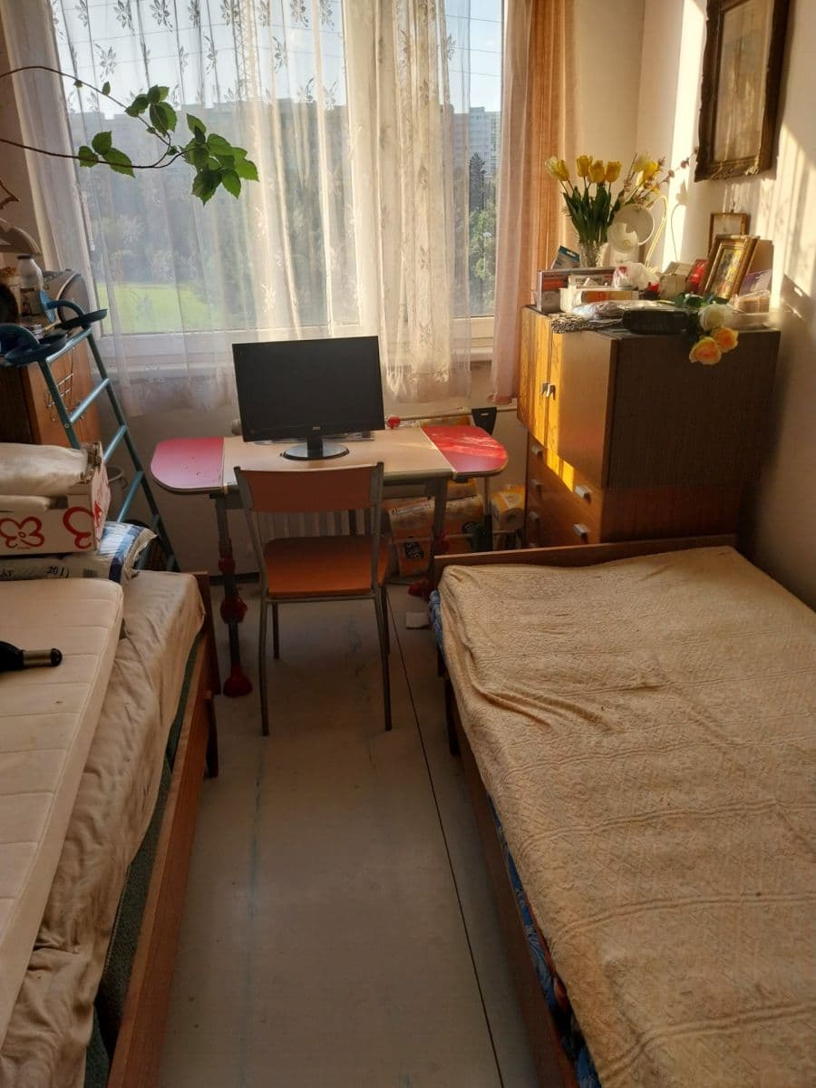 Prenájom bytu 3-izbový 80 m², Proutěná, Praha, Praha Prenájom bytu 3-izbový 80 m², Proutěná, Praha, Praha