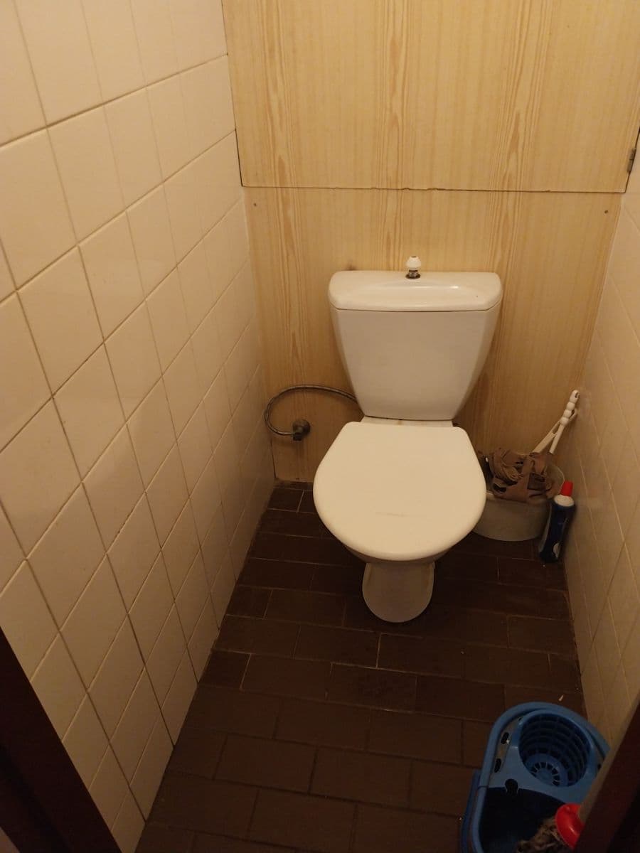 Prenájom bytu 3-izbový 80 m², Proutěná, Praha, Praha Prenájom bytu 3-izbový 80 m², Proutěná, Praha, Praha