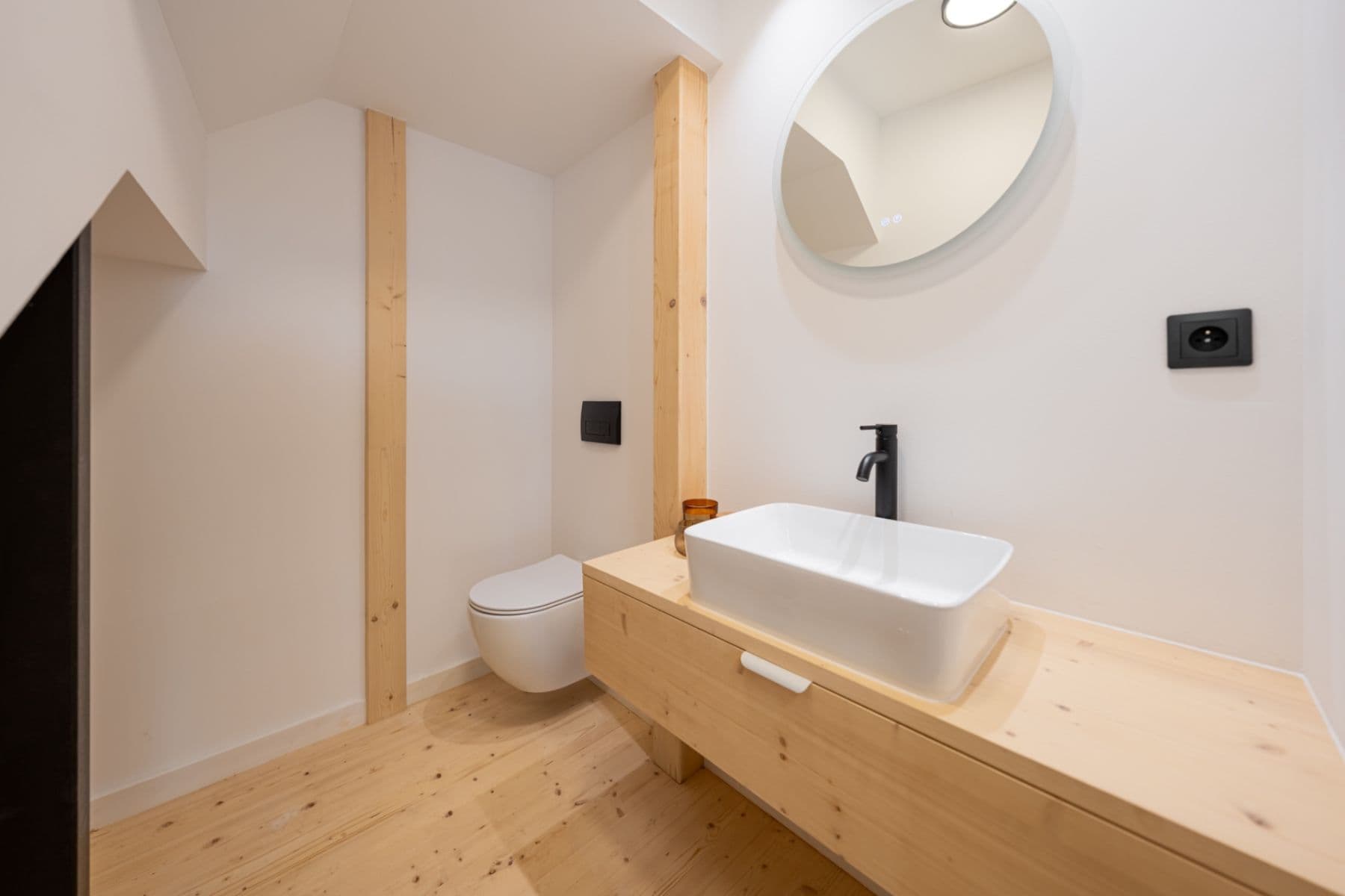 Predaj domu 100 m², pozemek 386 m², Velká Lečice, Středočeský kraj Predaj domu 100 m², pozemek 386 m², Velká Lečice, Středočeský kraj