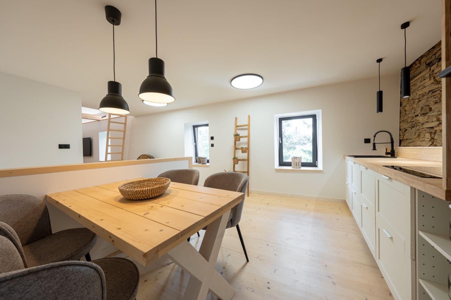 Predaj domu 100 m², pozemek 386 m², Velká Lečice, Středočeský kraj Predaj domu 100 m², pozemek 386 m², Velká Lečice, Středočeský kraj