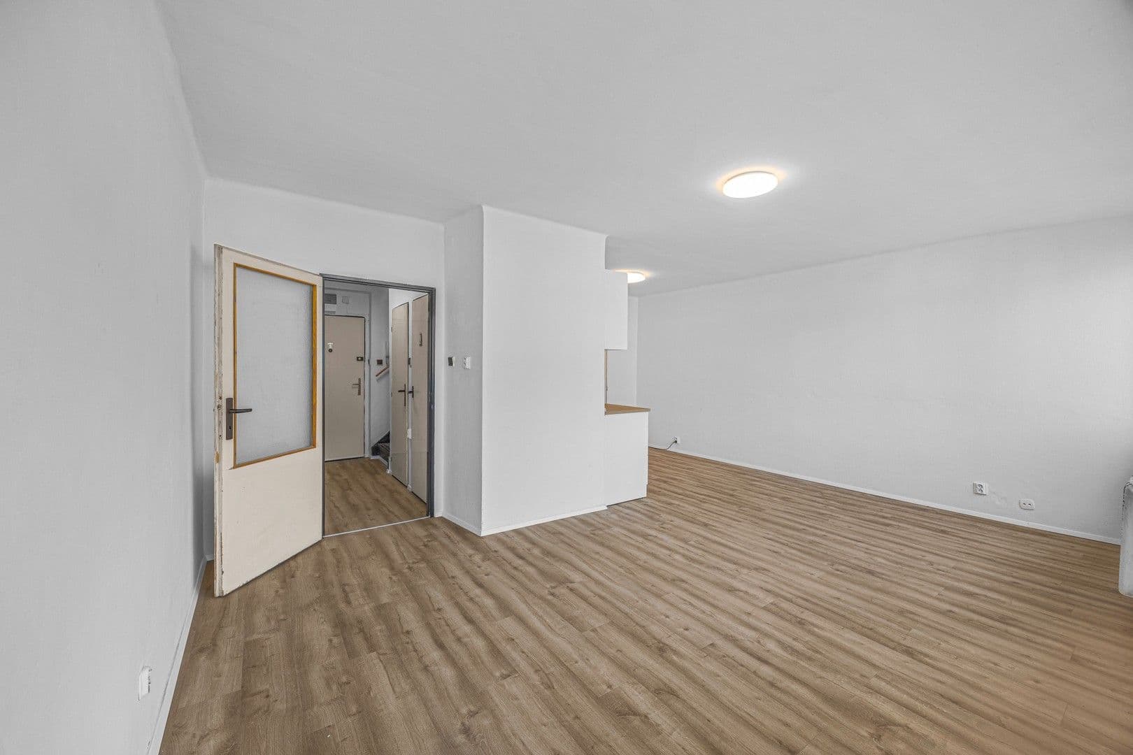 Prenájom bytu 3-izbový 75 m², Banskobystrická, Praha, Praha Prenájom bytu 3-izbový 75 m², Banskobystrická, Praha, Praha