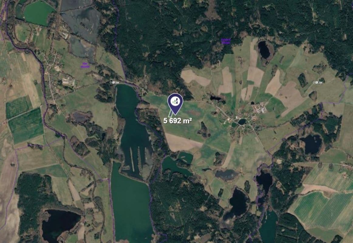 Predaj pozemku 5.692 m², Novosedly nad Nežárkou, Jihočeský kraj Predaj pozemku 5.692 m², Novosedly nad Nežárkou, Jihočeský kraj