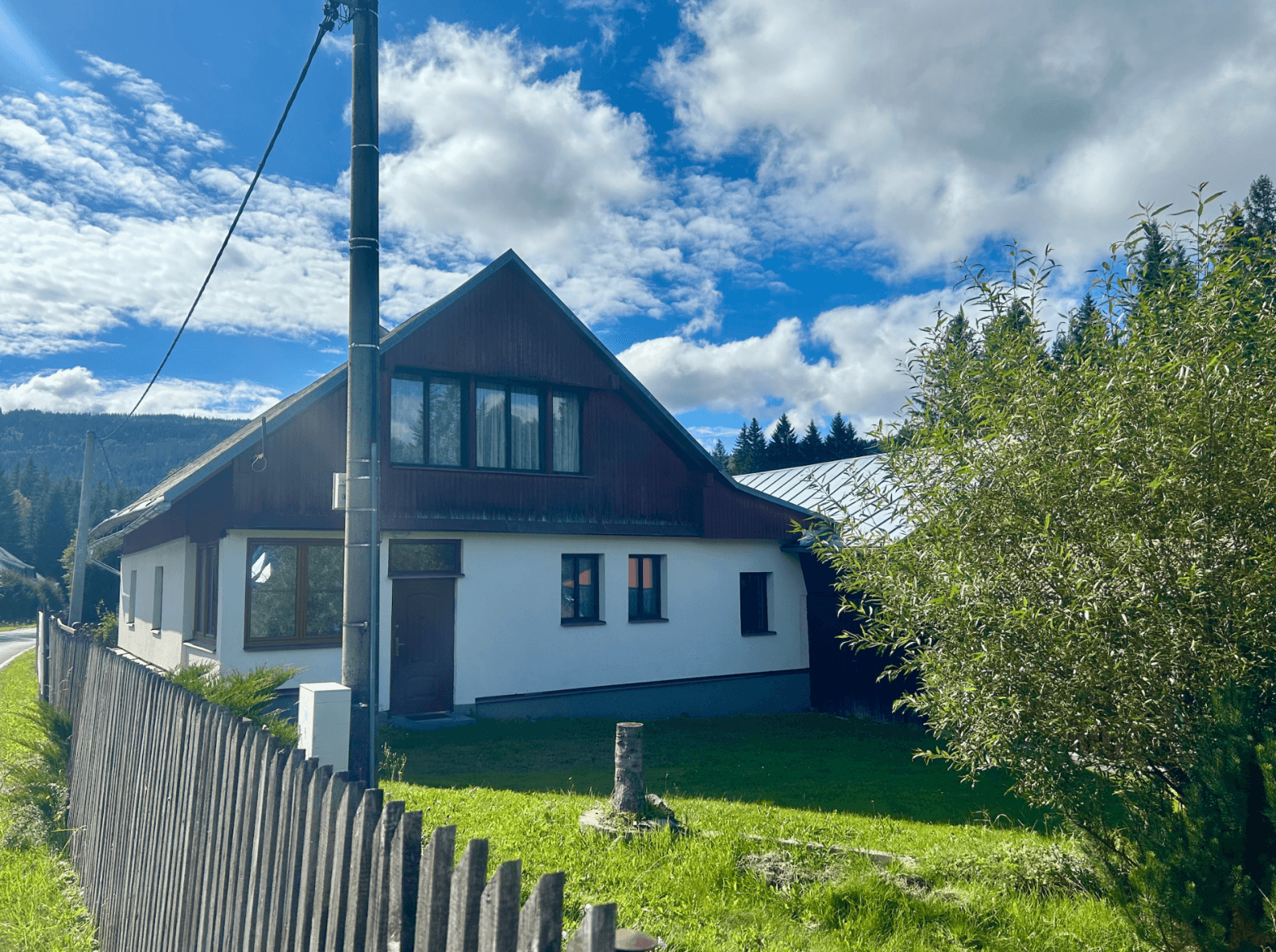 Predaj rekreačného objektu 170 m², pozemek 890 m², Srní, Plzeňský kraj Predaj rekreačného objektu 170 m², pozemek 890 m², Srní, Plzeňský kraj