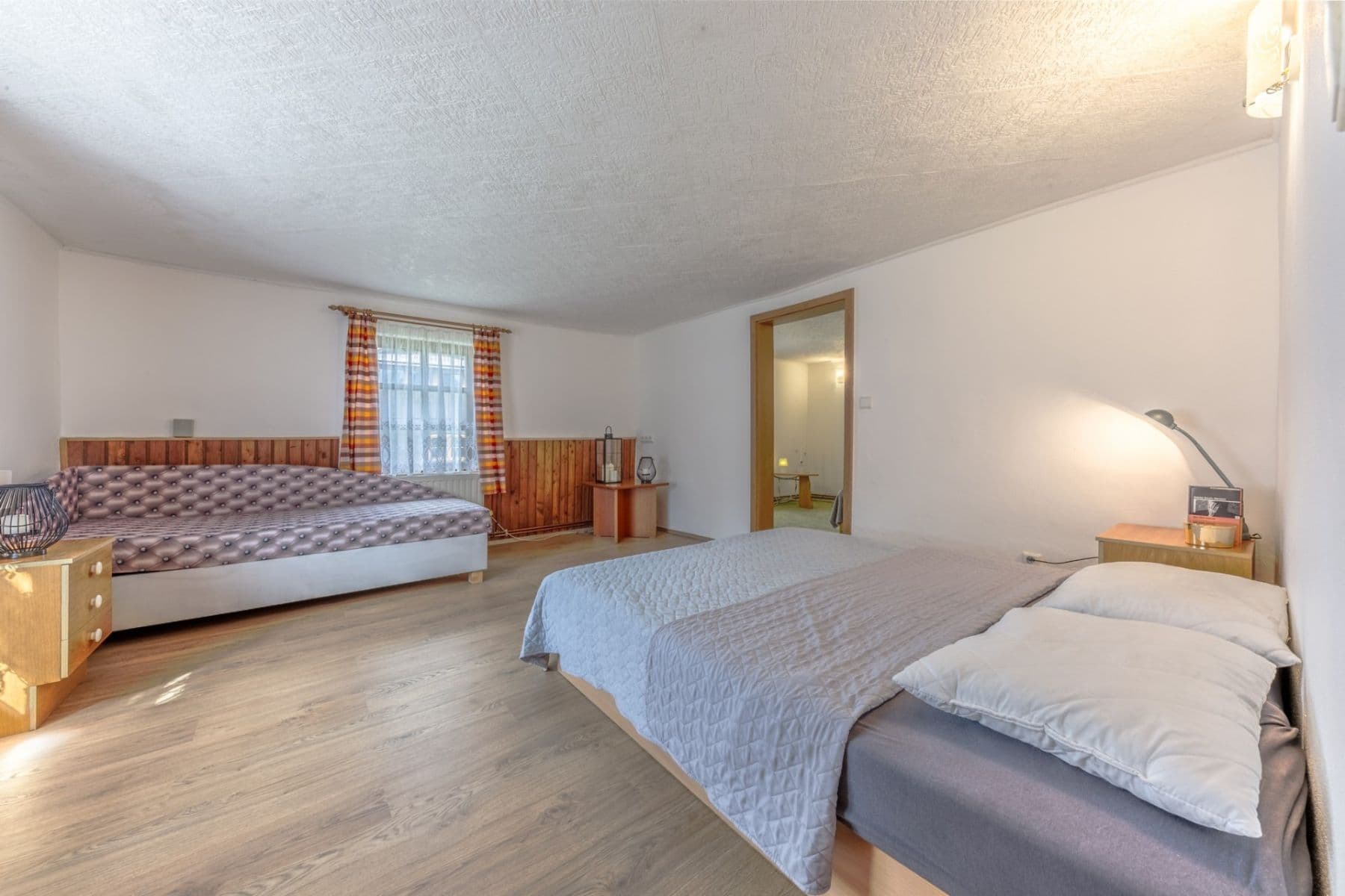 Predaj rekreačného objektu 170 m², pozemek 890 m², Srní, Plzeňský kraj Predaj rekreačného objektu 170 m², pozemek 890 m², Srní, Plzeňský kraj