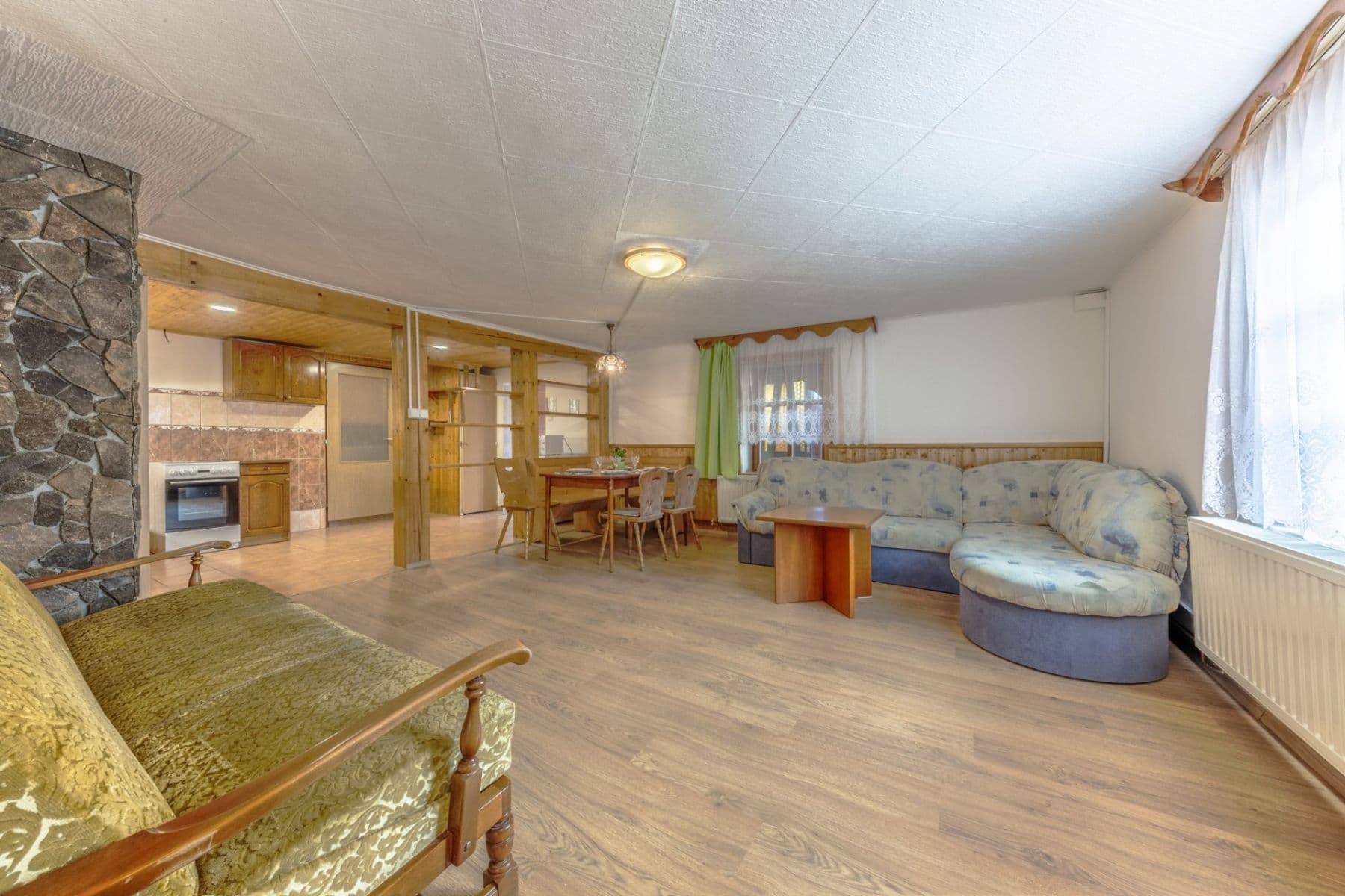 Predaj rekreačného objektu 170 m², pozemek 890 m², Srní, Plzeňský kraj Predaj rekreačného objektu 170 m², pozemek 890 m², Srní, Plzeňský kraj