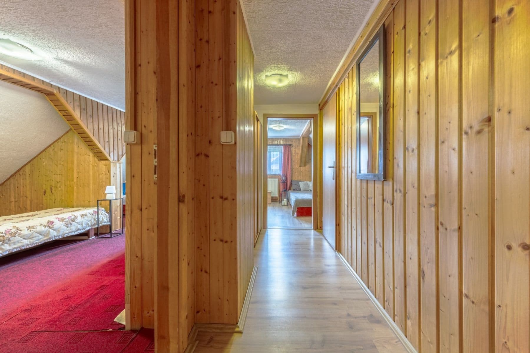 Predaj rekreačného objektu 170 m², pozemek 890 m², Srní, Plzeňský kraj Predaj rekreačného objektu 170 m², pozemek 890 m², Srní, Plzeňský kraj