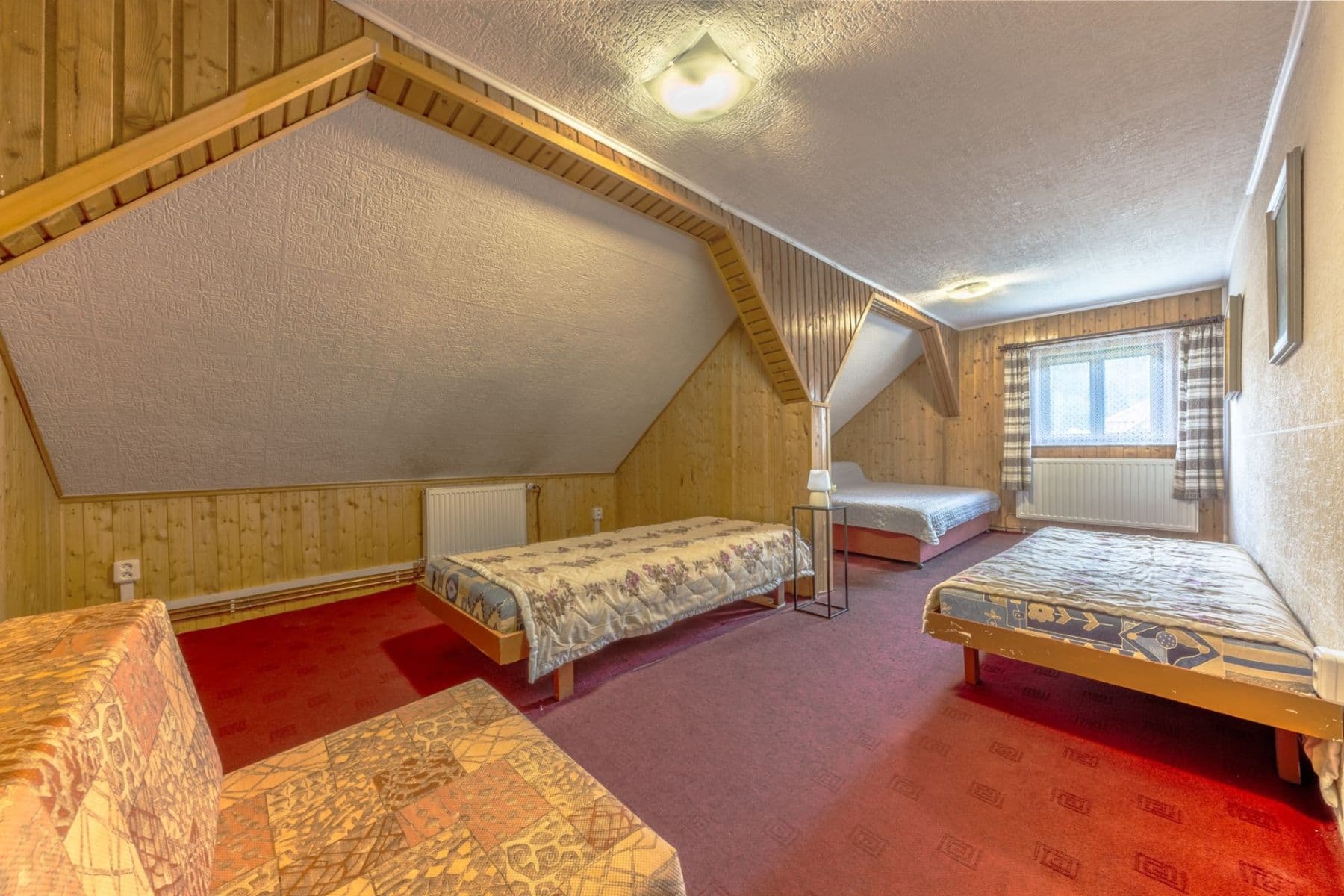 Predaj rekreačného objektu 170 m², pozemek 890 m², Srní, Plzeňský kraj Predaj rekreačného objektu 170 m², pozemek 890 m², Srní, Plzeňský kraj