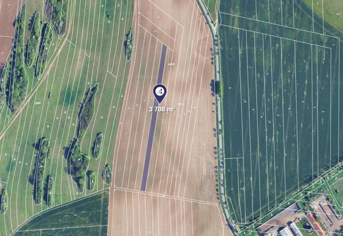 Predaj pozemku 3.708 m², Ostrov u Macochy, Jihomoravský kraj Predaj pozemku 3.708 m², Ostrov u Macochy, Jihomoravský kraj