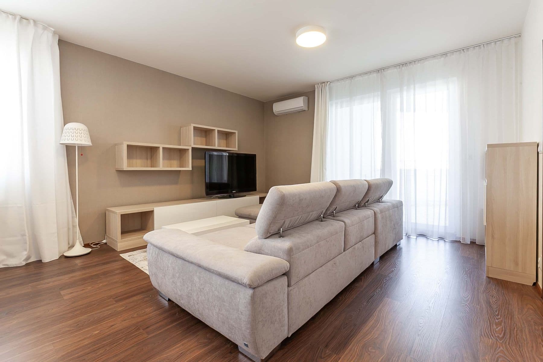 Predaj bytu 2-izbový 65 m², Mantovská, Praha, Praha Predaj bytu 2-izbový 65 m², Mantovská, Praha, Praha