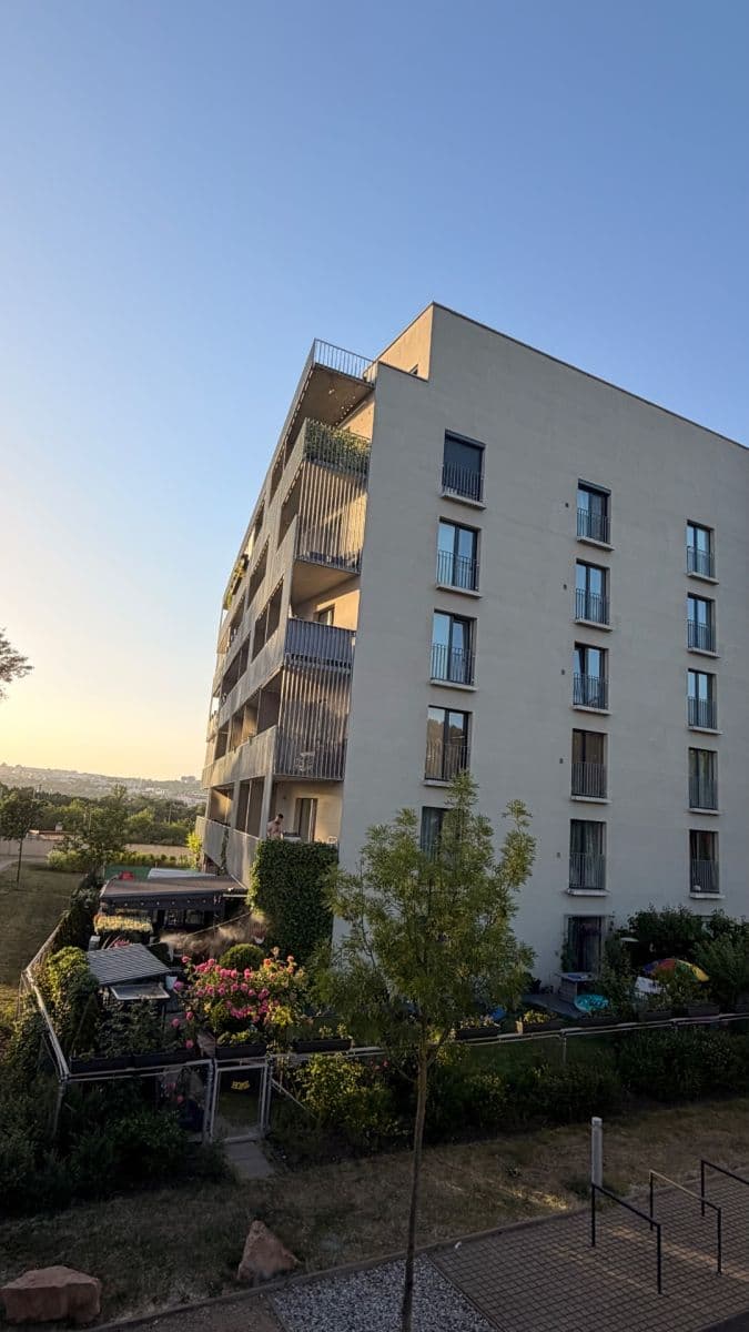 Prenájom bytu 2-izbový 43 m², Novovysočanská, Praha, Praha Prenájom bytu 2-izbový 43 m², Novovysočanská, Praha, Praha